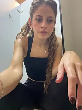 alana15 online show from February 2025 01:35:02 PM