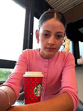 Snapshot of alana15 chatting on November 2025 10:24:02 PM alana15 online show from November 2025 10:24:02 PM