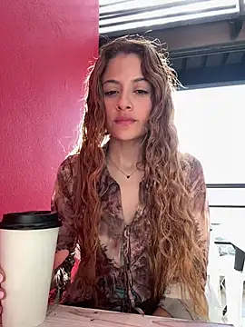 alana15 online show from April 2026 10:11:01 PM