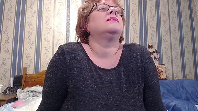 AMARILLIS online show from April 2026 06:58:01 PM