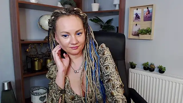 Snapshot of KayaMagic chatting on January 2025 06:56:01 PM KayaMagic online show from January 2025 06:56:01 PM