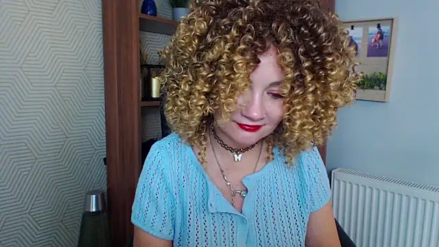 Snapshot of KayaMagic chatting on October 2025 04:51:02 PM KayaMagic online show from October 2025 04:51:02 PM