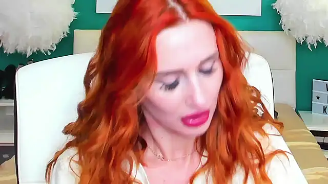 Snapshot of Red_Fairy_ chatting on June 2026 06:18:02 AM Red Fairy online show from June 2026 06:18:02 AM