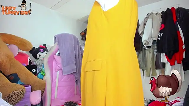 Lawrncesofiets online show from November 2025 03:00:02 PM