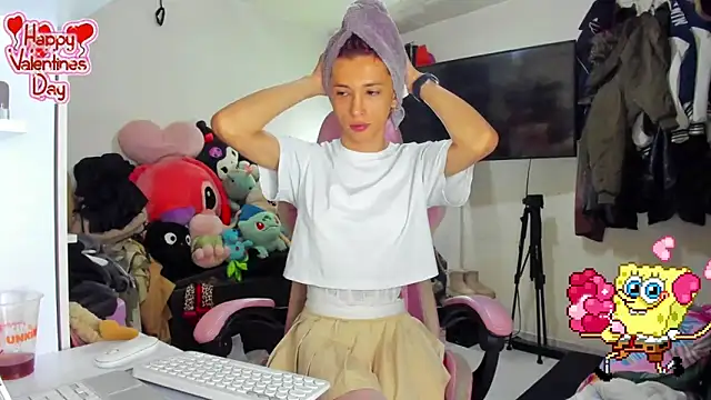 Lawrncesofiets online show from February 2026 06:32:02 PM