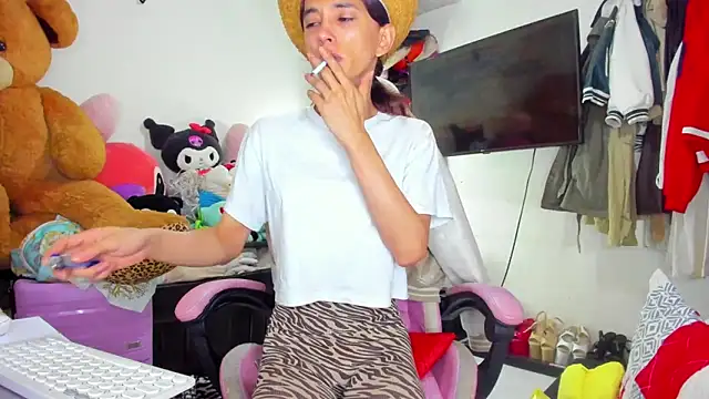 Lawrncesofiets online show from November 2025 04:12:02 PM