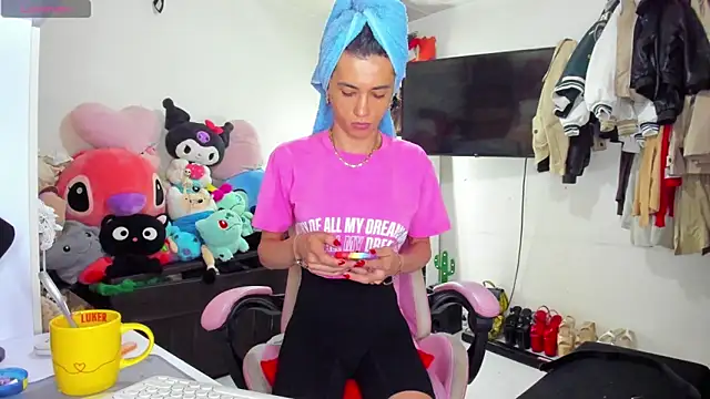 Lawrncesofiets online show from September 2025 05:52:02 PM