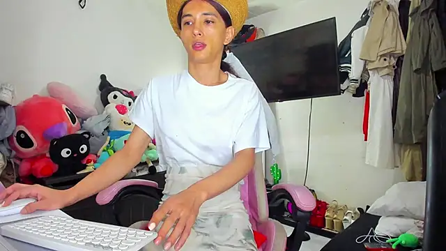 Lawrncesofiets online show from October 2025 05:47:01 PM