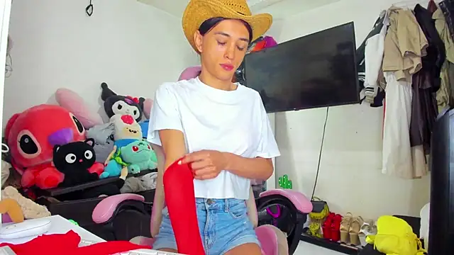 Lawrncesofiets online show from October 2025 05:23:01 PM