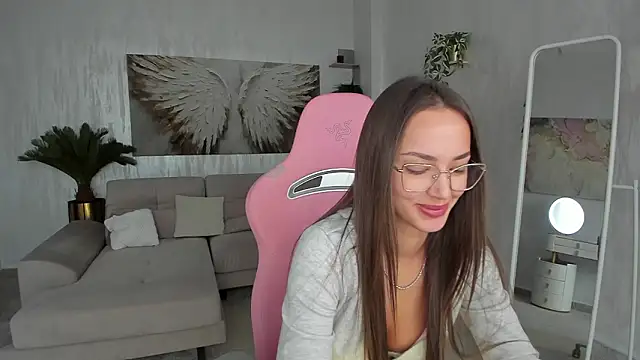 TiffanyHouston  online show from February 2026 07:30:01 AM