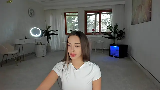 Snapshot of TiffanyHouston_ chatting on February 2025 06:56:02 AM TiffanyHouston online show from February 2025 06:56:02 AM