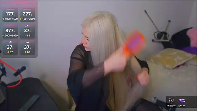 Snapshot of ParadiseRose chatting on October 2025 03:07:02 AM ParadiseRose online show from October 2025 03:07:02 AM