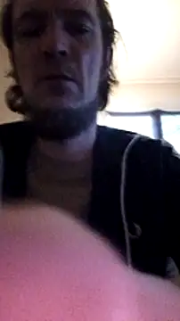 Snapshot of BunnyandClydeDk chatting on December 2024 08:18:02 AM BunnyandClydeDk online show from December 2024 08:18:02 AM