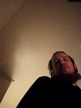 Snapshot of BunnyandClydeDk chatting on February 2025 04:39:02 AM BunnyandClydeDk online show from February 2025 04:39:02 AM