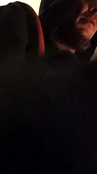 Snapshot of BunnyandClydeDk chatting on December 2024 04:23:01 AM BunnyandClydeDk online show from December 2024 04:23:01 AM