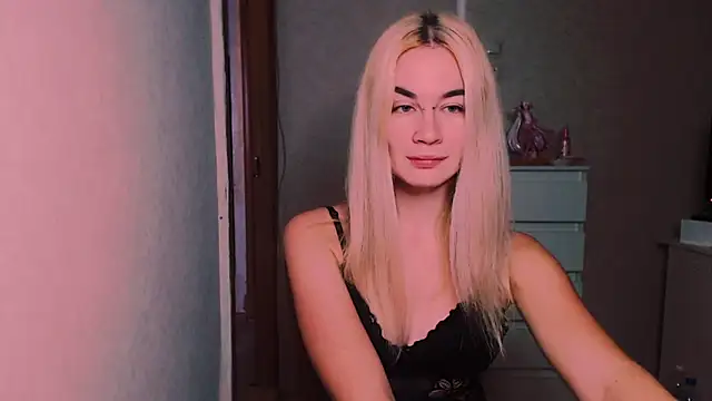 xxxcharismaaa online show from October 2025 06:51:01 PM