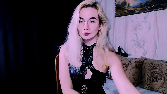 xxxcharismaaa online show from November 2025 07:28:02 PM