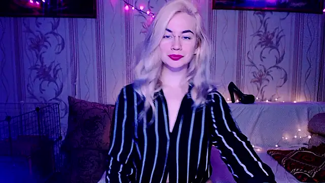 xxxcharismaaa online show from February 2026 02:53:01 AM