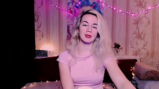 xxxcharismaaa online show from April 2026 05:49:02 PM