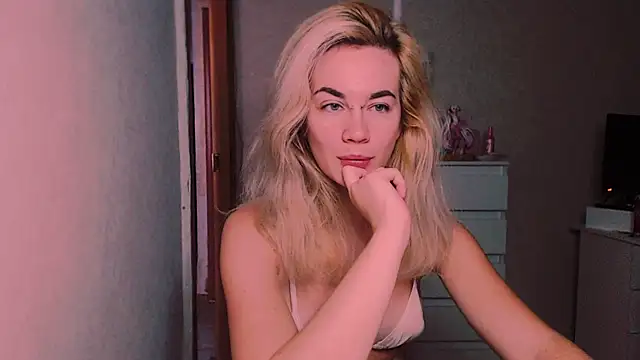 xxxcharismaaa online show from November 2025 07:56:02 AM