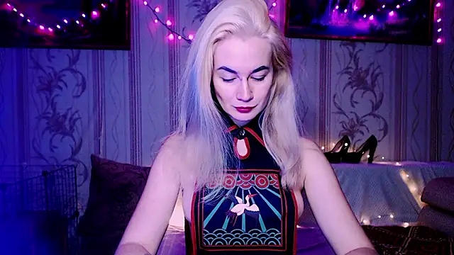 xxxcharismaaa online show from February 2026 07:30:02 PM