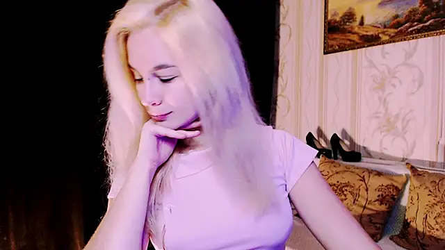 xxxcharismaaa online show from November 2025 06:33:01 PM