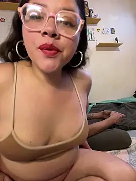 Vivi Kvsh online show from March 2026 06:46:02 AM