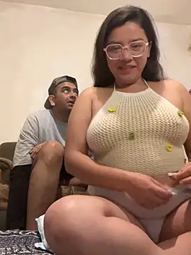 Vivi Kvsh online show from March 2026 12:07:01 PM