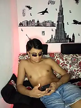 Snapshot of pinedasex777 chatting on March 2025 12:48:02 AM pinedasex777 online show from March 2025 12:48:02 AM