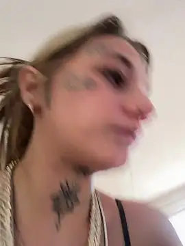 chloetease online show from February 2026 05:13:01 PM