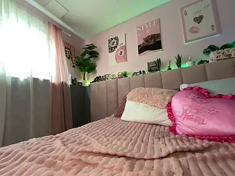chloetease online show from July 2026 03:09:02 PM