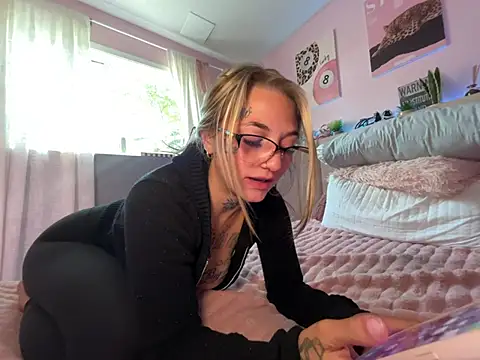 chloetease online show from July 2026 03:08:02 PM