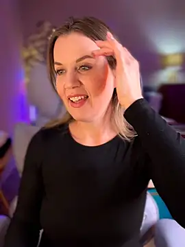 MaiseKnox online show from January 2026 11:22:02 PM