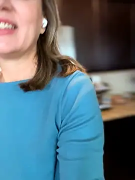 MaiseKnox online show from March 2026 05:36:02 PM