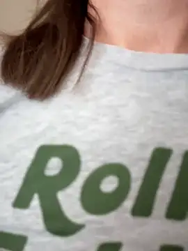 MaiseKnox online show from April 2026 08:48:01 PM