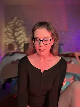 Snapshot of MaiseKnox chatting on March 2025 03:55:02 AM MaiseKnox online show from March 2025 03:55:02 AM