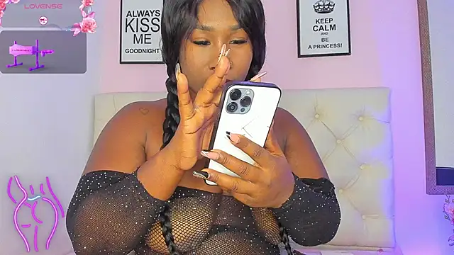 WhitneyWells online show from October 2025 04:24:01 AM