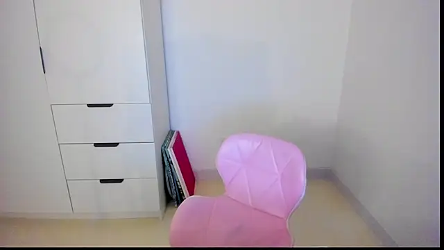 MiaStripDance online show from January 2026 06:25:01 PM