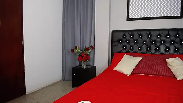 loveyouzahara2020 online show from November 2025 11:14:01 PM