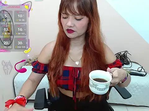 miss tinnymafe online show from September 2025 04:08:01 AM