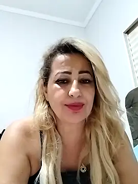 vivifernades online show from March 2025 12:43:01 AM