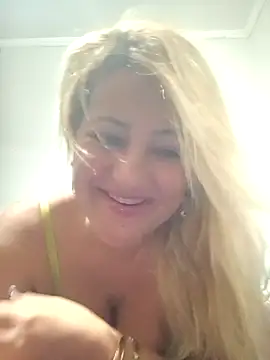 vivifernades online show from April 2026 03:29:01 PM