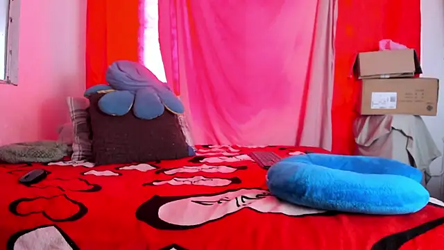 BlowMommy  online show from November 2025 11:37:01 AM