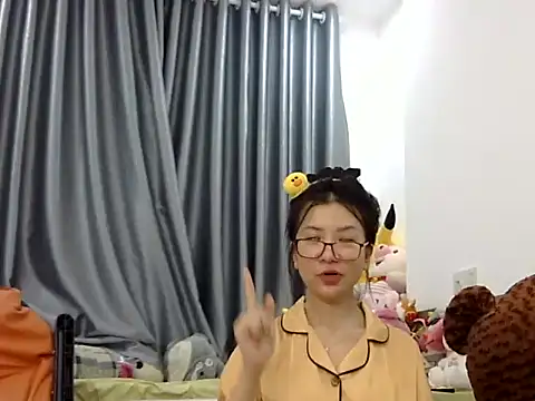 Cute Ruby01 online show from March 2025 12:03:02 PM