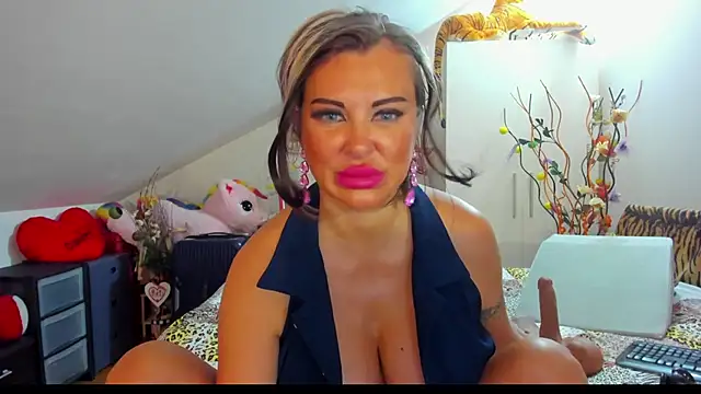 Raffaelababy online show from September 2025 12:28:02 PM