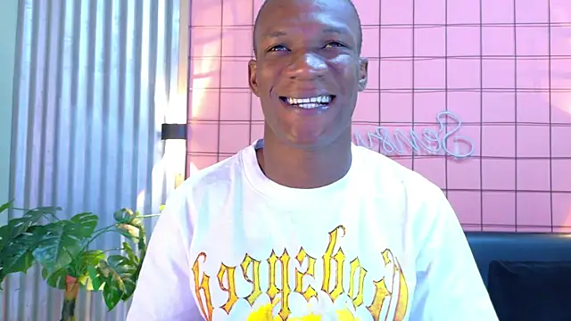 Snapshot of martin_killer chatting on July 2026 01:16:01 AM martin killer online show from July 2026 01:16:01 AM
