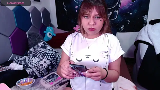 lil daisy7 online show from January 2025 04:55:01 AM