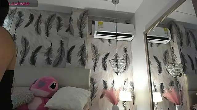 Vivi prinncess online show from February 2026 05:55:02 PM