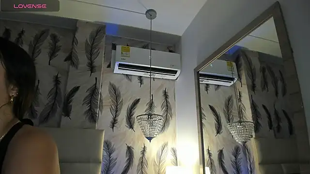 Vivi prinncess online show from October 2025 10:31:02 PM