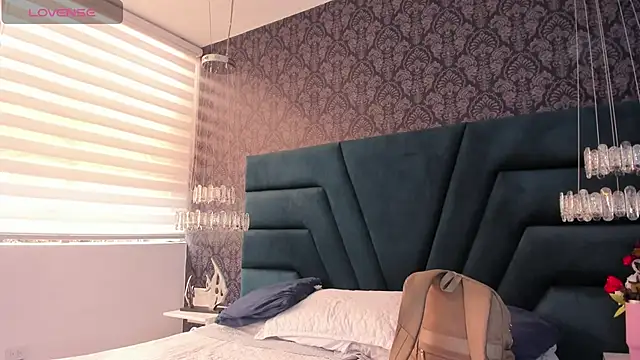 Vivi prinncess online show from March 2026 07:52:02 PM